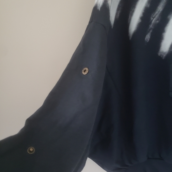 NEW! YOUNG FABULOUS & BROKE Tie Dye Hooded Sweatshirt S/M. - Picture 4 of 6